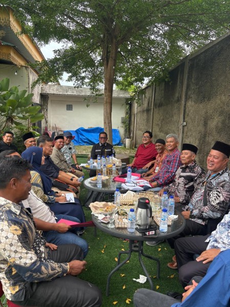 Bupati Pelalawan Diskusi Bersama NJO dan Tiga Desa Bahas Penyelesaian Konflik Sosial dengan APRIL Group