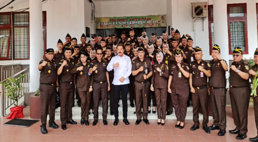 Kajari Azrijal: Terus Berbenah Tingkatkan Kualitas Pelayanan dan Penegakan Hukum