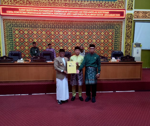 Rp 1,91 Triliun Untuk  APBD – P Tahun 2025 Disahkan DPRD Pelalawan